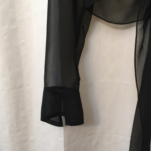 Big Fish sheer shoulder wrap - Picture 2 of 5